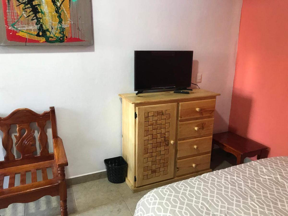 Casa Alebrijes Otel San Agustin de las Juntas Dış mekan fotoğraf